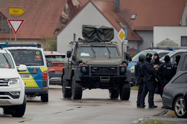 Größerer Polizeieinsatz in der Oberpfalz Größerer Polizeieinsatz in der Oberpfalz