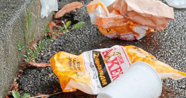 So etwas sieht man öfter in Ludwigsburg: Müll an der Bärenwiese.