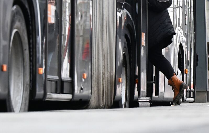 Vor Warnstreiks im öffentlichen Nahverkehr - Esslingen