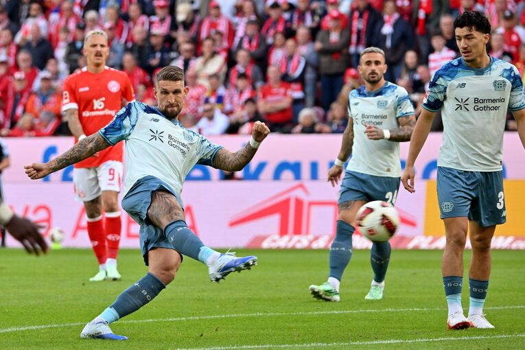 FSV Mainz 05 - Bayer Leverkusen FSV Mainz 05 - Bayer Leverkusen