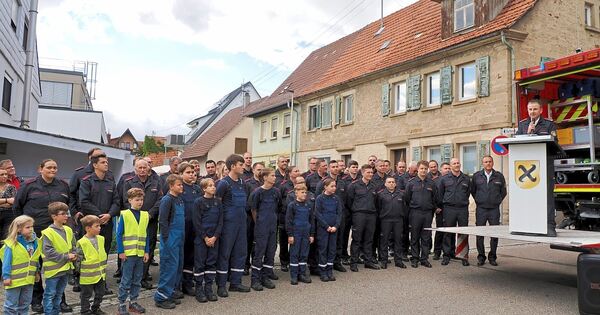 Almost one million euros: Pleidelsheim's fire department receives ...