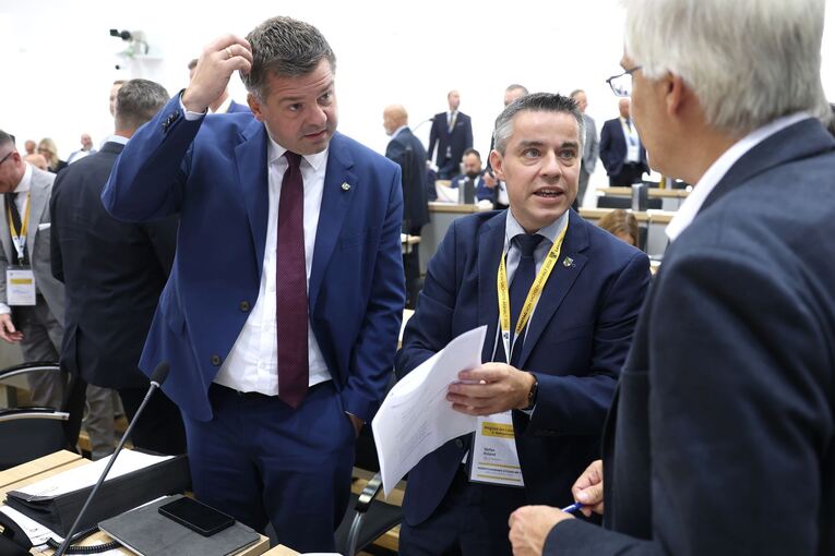 Konstituierende Landtagssitzung in Sachsen-Anhalt Konstituierende Landtagssitzung in Sachsen-Anhalt