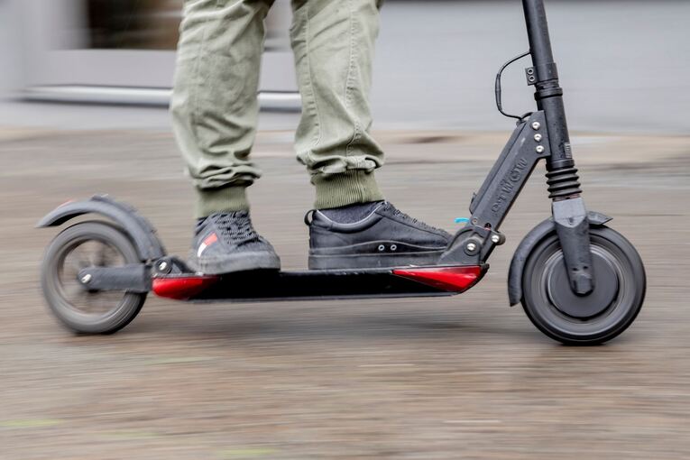 Schwerer Unfall mit E-Scooter Schwerer Unfall mit E-Scooter