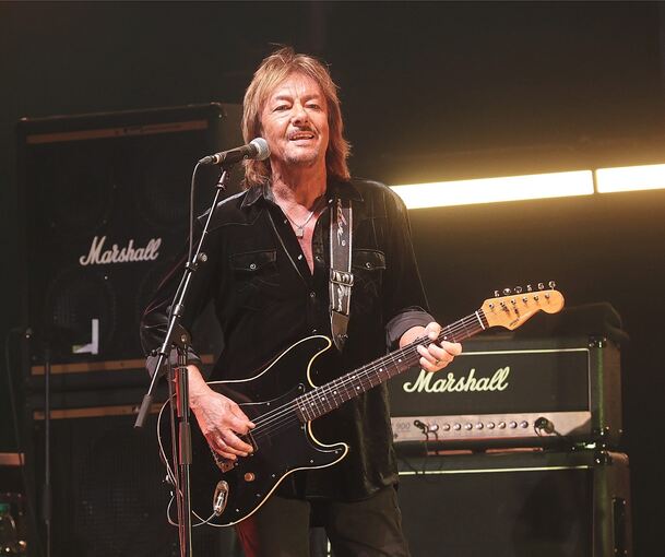 Belässt es dankenswerterweise nicht bei einem Best-of-Programm: Chris Norman bei seinem Auftritt in der Ludwigsburger MHP-Arena.
