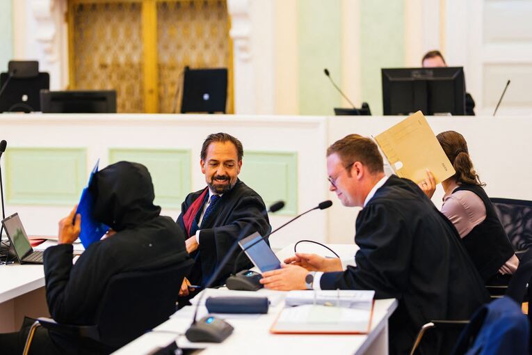Beginn Prozess gegen Ehepaar u.a. wegen Störung der Totenruhe Beginn Prozess gegen Ehepaar u.a. wegen Störung der Totenruhe