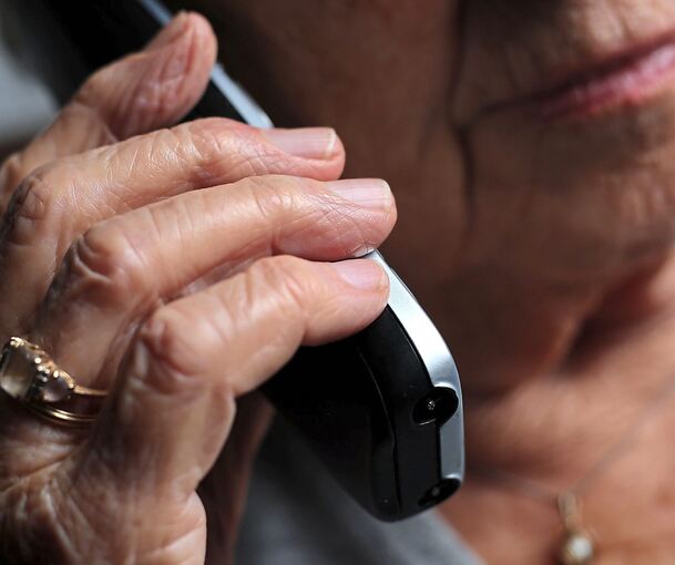 Eine Seniorin aus Markgröningen wurde Opfer eines Betrugs. Eine Seniorin aus Markgröningen wurde Opfer eines Betrugs.