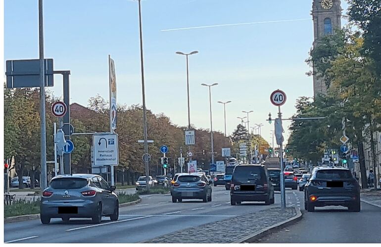 Zugedeckt: Die Ampeln nach dem Tunnel auf der Stuttgarter Straße gaben dem Verkehr in der Rotphase einst die Gelegenheit, von rechts einfacher auf die B27 einzufädeln. Jetzt ist Schluss damit.