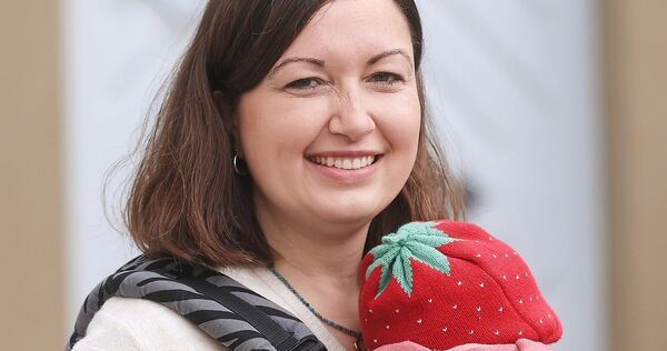 Lea Held mit ihrer zweiten Tochter Paulina.