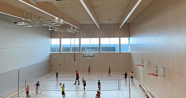Eine Sporthalle mit Wohlfühlflair ist am Mittwochnachmittag offiziell eingeweiht worden. Der Bedarf ist groß.