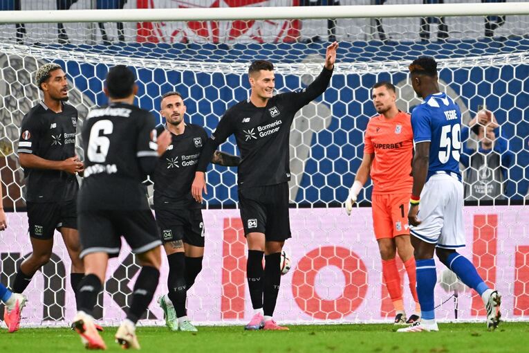 Lech Posen - Bayer Leverkusen Lech Posen - Bayer Leverkusen
