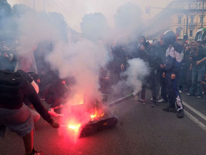 Schülerproteste auch in Italien Schülerproteste auch in Italien
