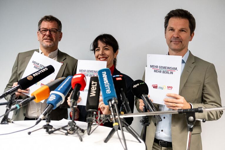 Pressekonferenz zu Sondierungsgesprächen Berlin Pressekonferenz zu Sondierungsgesprächen Berlin