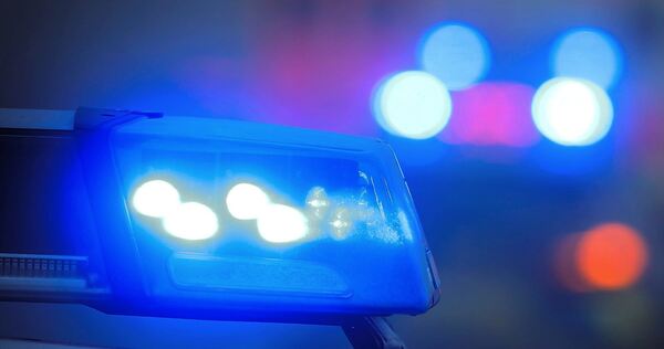 Die Polizei sucht Zeugen. Die Polizei sucht Zeugen.