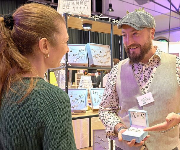 Hier dreht sich alles um Ringe. Doch der richtige Ring ist nur ein Aspekt bei „Ja! Die Hochzeitsmesse“ in Ludwigsburg.