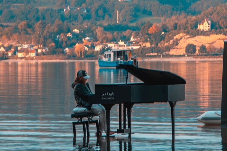 Konzert gegen Krieg auf dem Bodensee Konzert gegen Krieg auf dem Bodensee