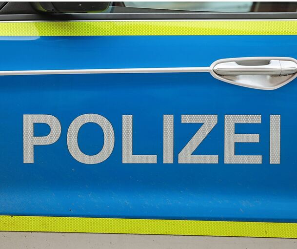 Die Polizei hofft, dass Zeugen ihr bei der Ermittlung helfen können. Die Polizei hofft, dass Zeugen ihr bei der Ermittlung helfen können.
