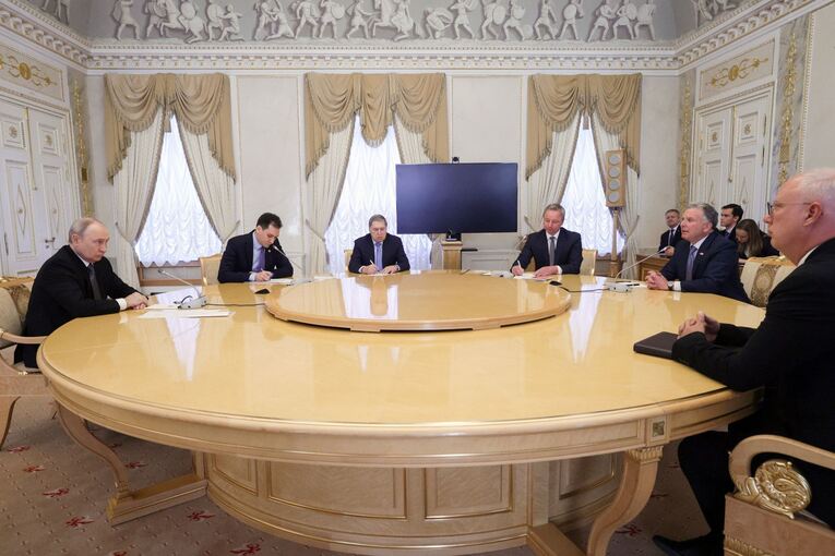 Ukraine-Krieg: Putin beginnt Gespräche mit US-Unterhändlern