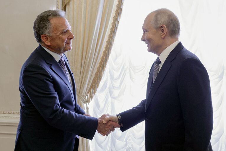 Ukraine-Krieg: Putin beginnt Gespräche mit US-Unterhändlern
