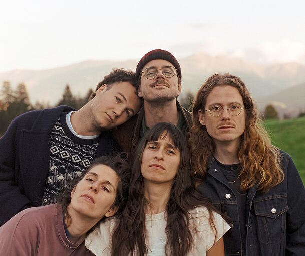 Ein neuer Impuls im Scala: Die Schweizer Indie-Folker von Black Sea Dahu kommen im Oktober ins Haus an der Stuttgarter Straße.
