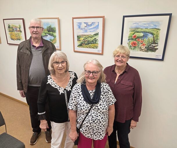 Die Enztalmaler: Gerold Nack, Brigitta Schade, Karin Altendorf-Holzwarth und Carmen Mothes (von links).