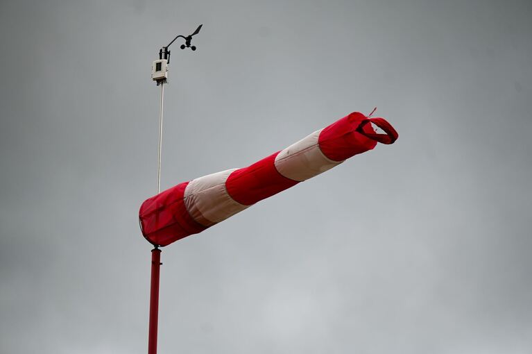 Wind mit Orkanstärke auf dem Brocken Wind mit Orkanstärke auf dem Brocken