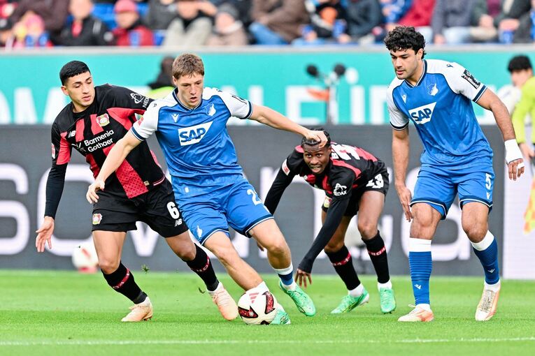 1899 Hoffenheim - Bayer Leverkusen 1899 Hoffenheim - Bayer Leverkusen