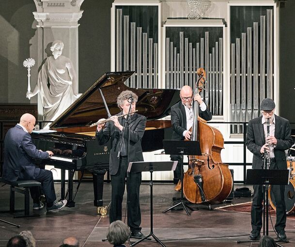 Mitreißende Rhythmen von hochkarätigen Jazz-Visionären erwarten die Besucher bei den 47. Stuttgarter Jazztagen. Im Bild die Klezmer-Band Kolsimcha. Sie spielt am Samstag, 31. Oktober, um 19.30 Uhr im Theaterhaus Stuttgart.
