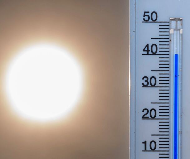 Temperaturen von bis zu 40 Grad: Allein in Baden-Württemberg starben nach den Zahlen des Robert-Koch-Instituts rund 3.600 Menschen an den gesundheitlichen Folgen der Hitze.