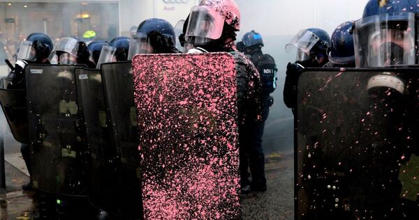Frankreich fährt massive Polizeimacht bei neuem Protest auf