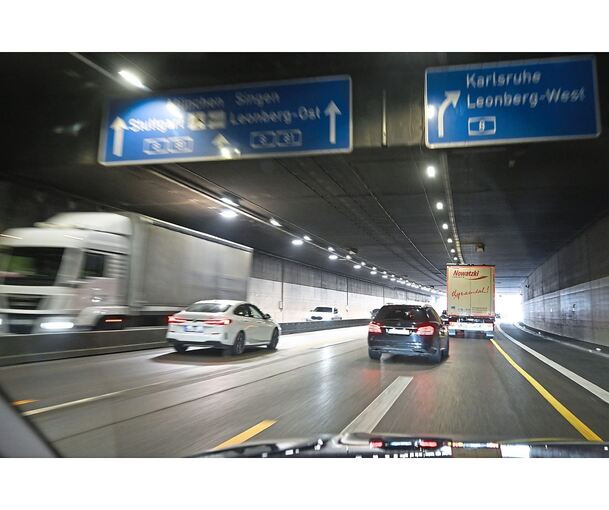 Der Engelbergtunnel ist in der Nacht auf den 1. November komplett gesperrt. Der Engelbergtunnel ist in der Nacht auf den 1. November komplett gesperrt.