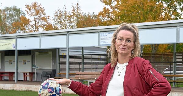 Der Lugaufsportplatz ist gesperrt. Verena Ziegler kämpft nach wie vor dafür, dass die Anlage zu einem Kunstrasenspielfeld umgebaut wird.