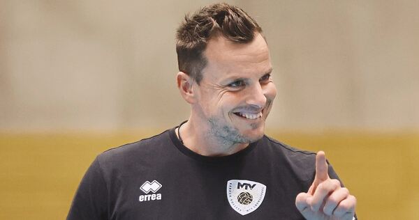 Patrick Steuerwald sieht sein Team trotz des Auftakterfolgs nicht in der Favoritenrolle.