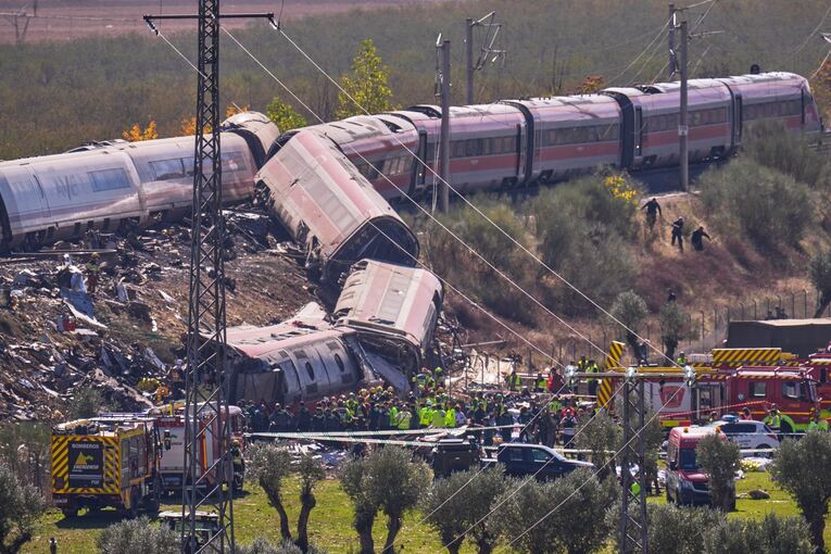 Zusammenstoß zweier Züge in Spanien