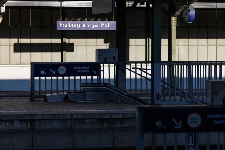 Hauptbahnhof Freiburg Hauptbahnhof Freiburg