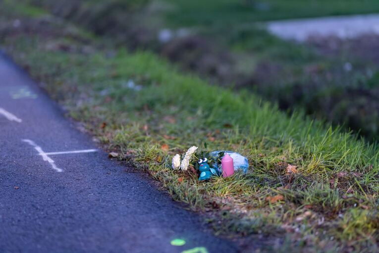 Frau und Kleinkind sterben bei Unfall mit Lastwagen