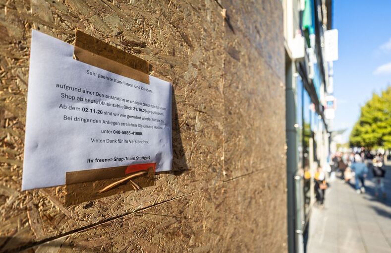 Vor Demonstrationen „Gen Z regelt“ - Vorbereitung Einzelhandel