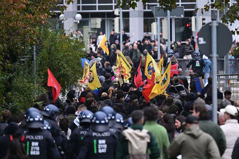 Demonstrationen "Gen Z regelt" - Stuttgart